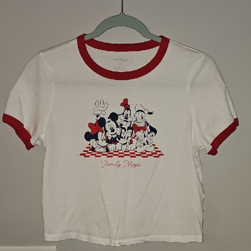 Old Navy, Walt Disney Womens Sz XS!! Short Sleeve Top!!
